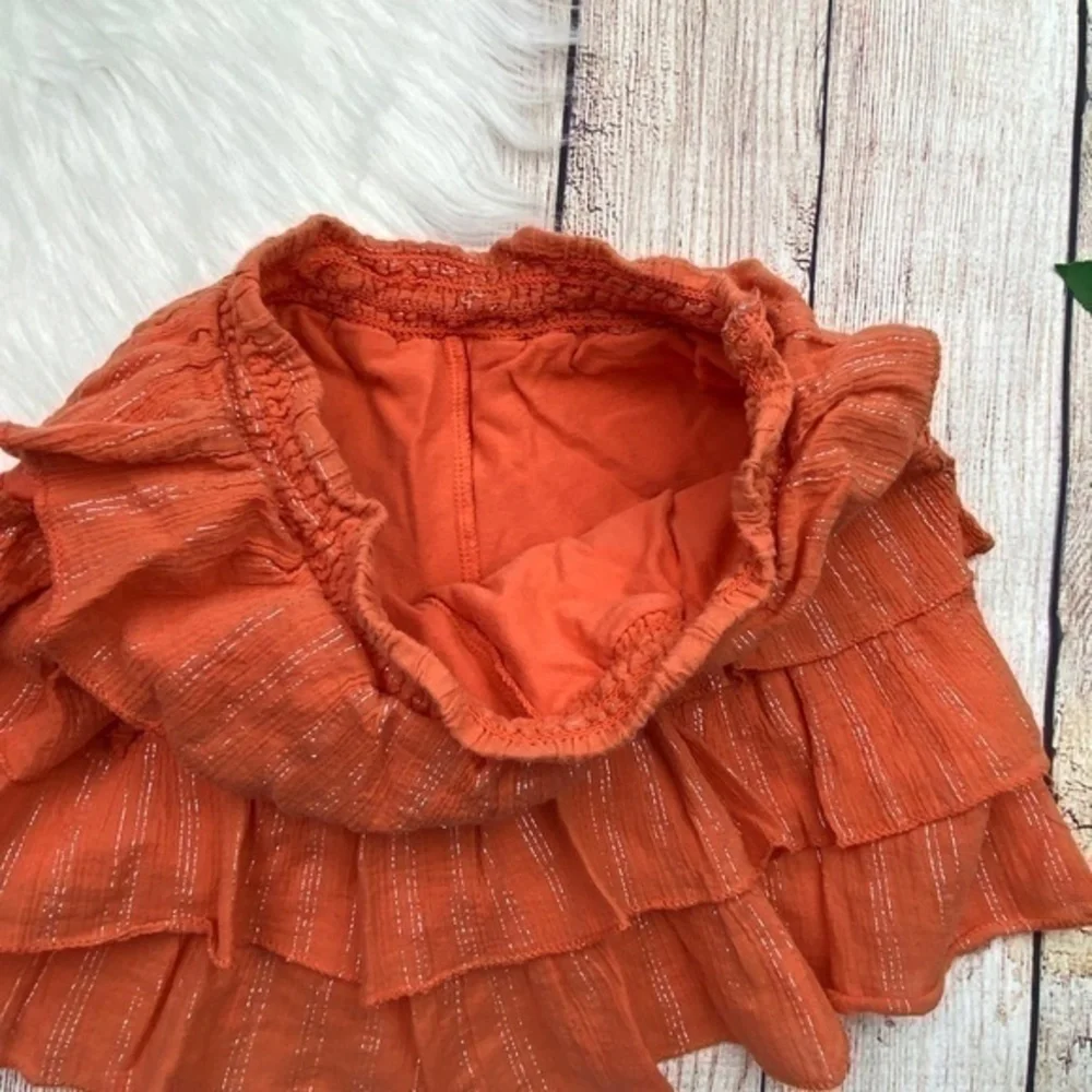 Girls Skort Skirt Size 5 Peach Silver Metallic Thread Tiered Ruffle Skort